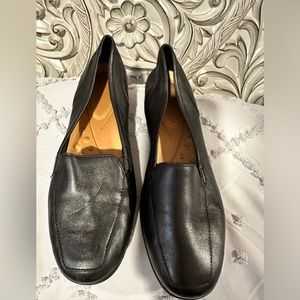 Easy Spirit loafer